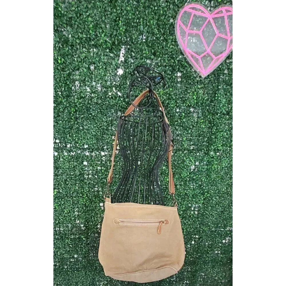 Myra Bag  - Picture 4 of 6
